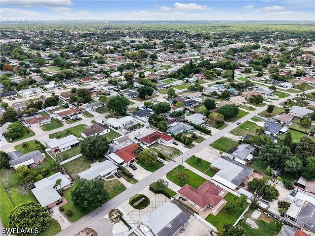 2200 45th TER SW, Naples, FL 34116