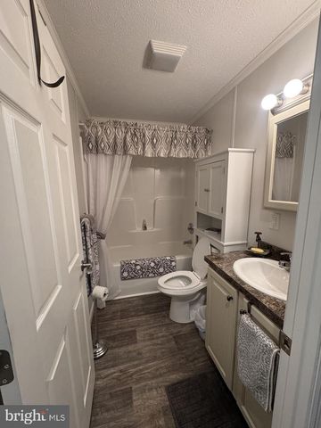 57 MEADOWBROOK DR, Browns Mills, NJ 08015