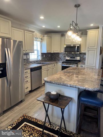 57 MEADOWBROOK DR, Browns Mills, NJ 08015