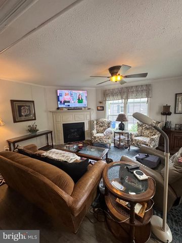 57 MEADOWBROOK DR, Browns Mills, NJ 08015