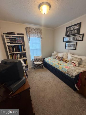 57 MEADOWBROOK DR, Browns Mills, NJ 08015