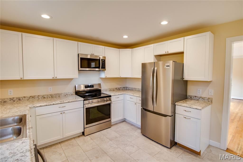 Image 12 of property listing at 226 S Jackson Street, Pittsfield, IL 62363