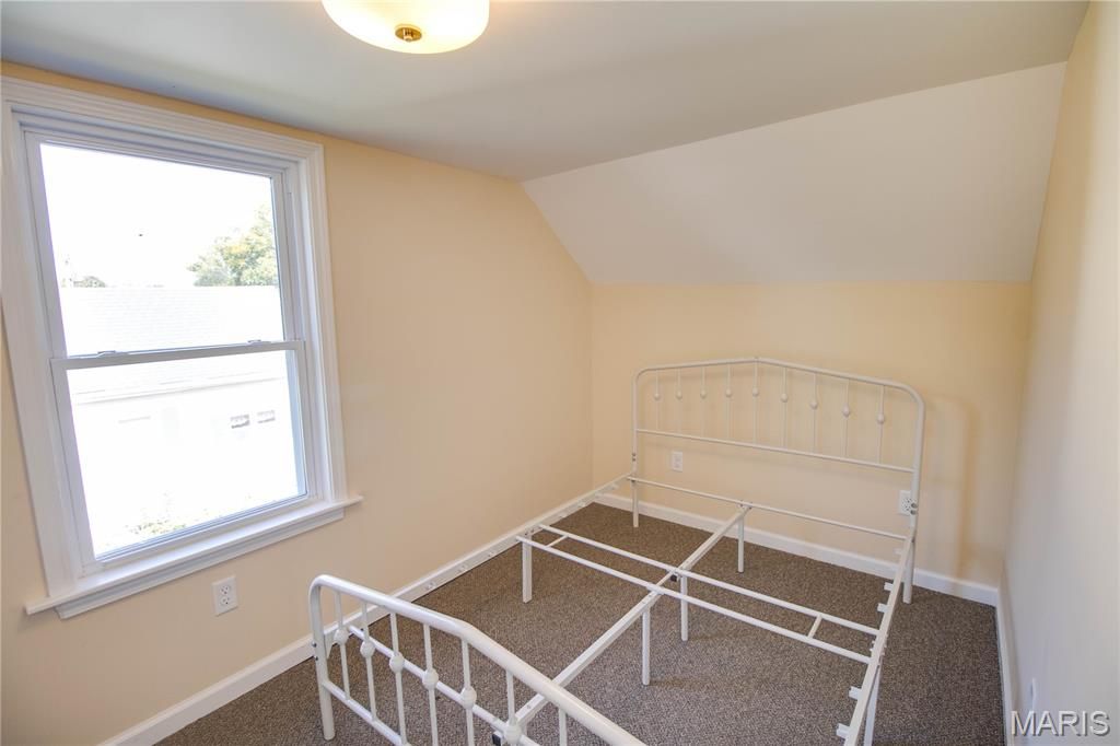 Image 32 of property listing at 226 S Jackson Street, Pittsfield, IL 62363