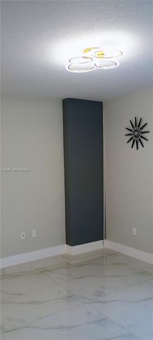 36 NW 6th Ave 706, Miami, FL 33128