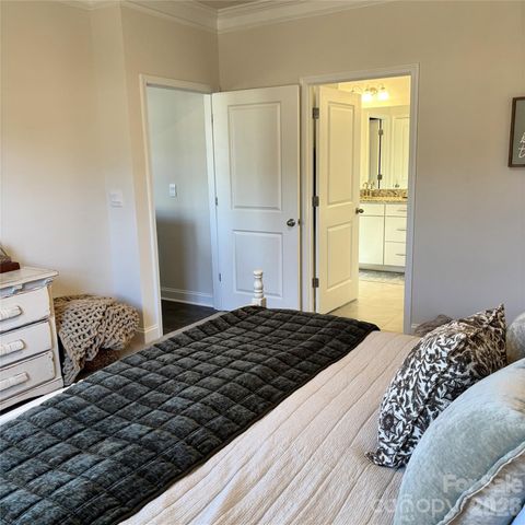 4215 Millstream Road, Denver, NC 28037