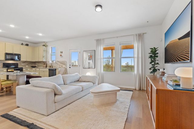 6703 Routenburn ST, Austin, TX 78754