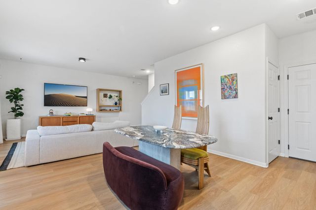 6703 Routenburn ST, Austin, TX 78754