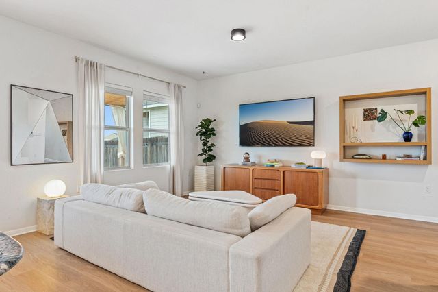 6703 Routenburn ST, Austin, TX 78754