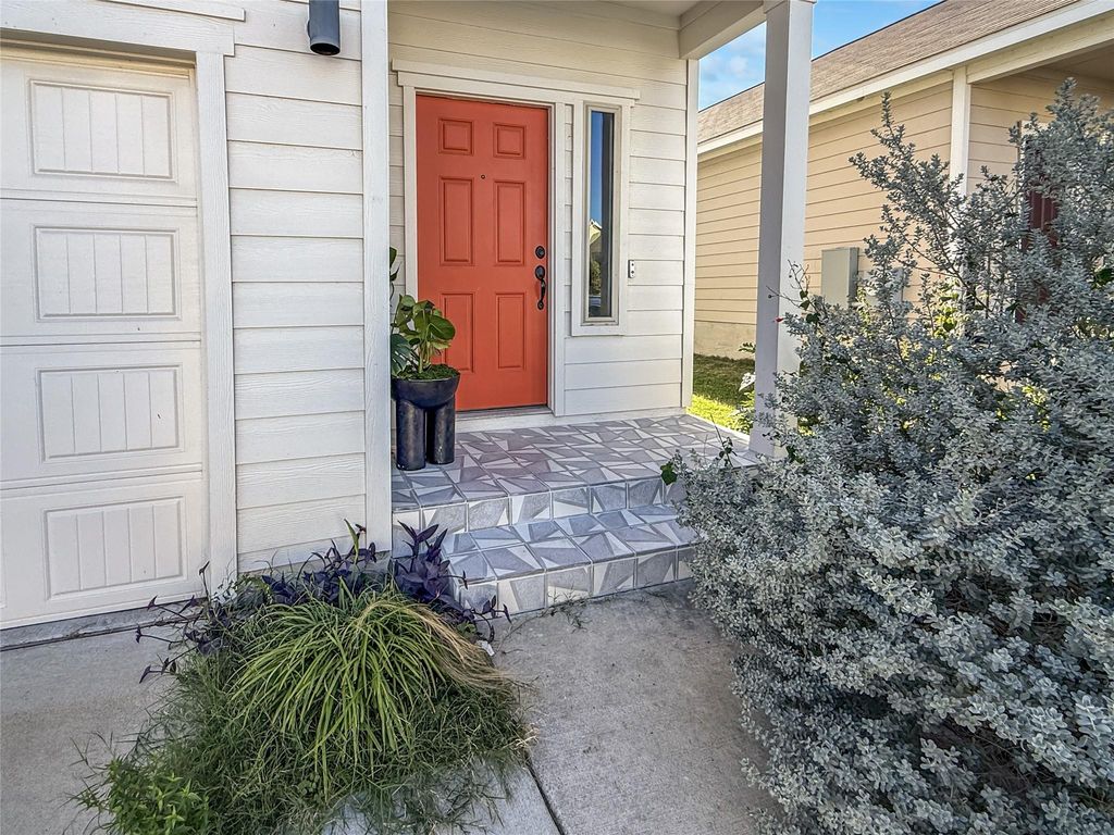 6703 Routenburn ST, Austin, TX 78754