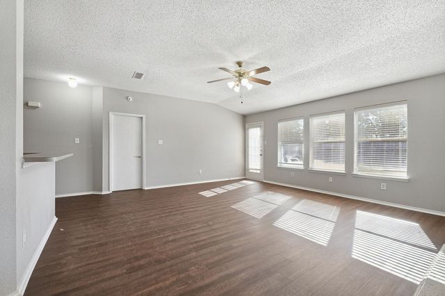 1015 Richmond Lane, Forney, TX 75126