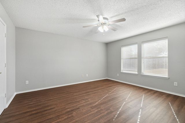 1015 Richmond Lane, Forney, TX 75126