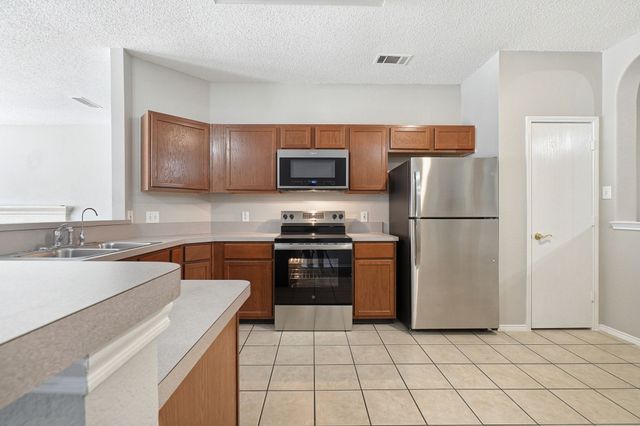 1015 Richmond Lane, Forney, TX 75126