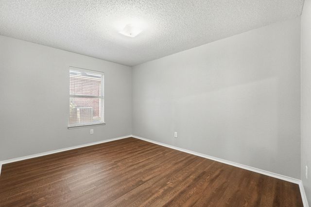 1015 Richmond Lane, Forney, TX 75126