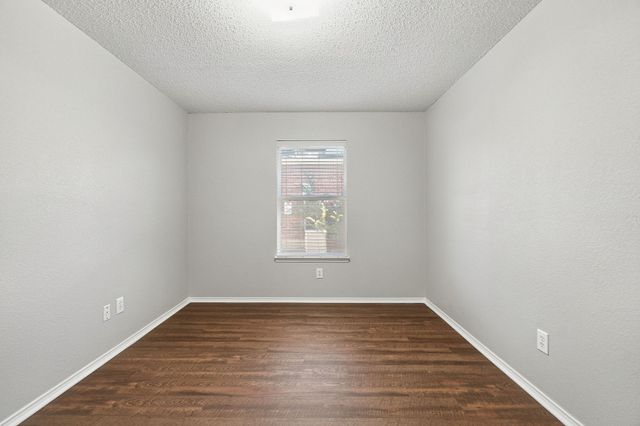 1015 Richmond Lane, Forney, TX 75126