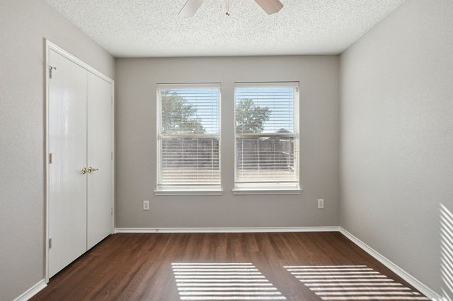 1015 Richmond Lane, Forney, TX 75126