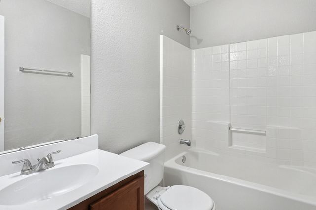 1015 Richmond Lane, Forney, TX 75126