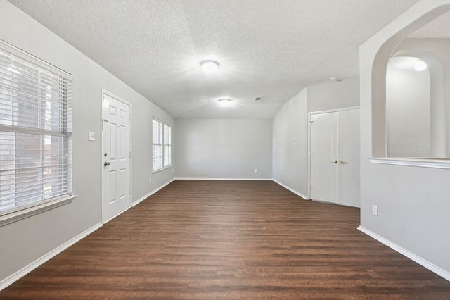 1015 Richmond Lane, Forney, TX 75126