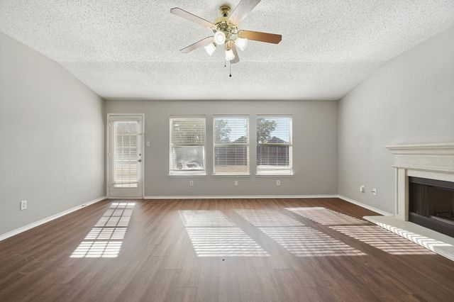 1015 Richmond Lane, Forney, TX 75126