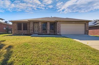 1015 Richmond Lane, Forney, TX 75126