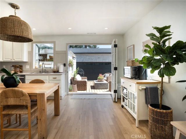 527 W Mariposa Avenue, El Segundo, CA 90245