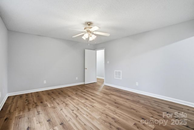 1404 Old Mill Road, Lincolnton, NC 28092