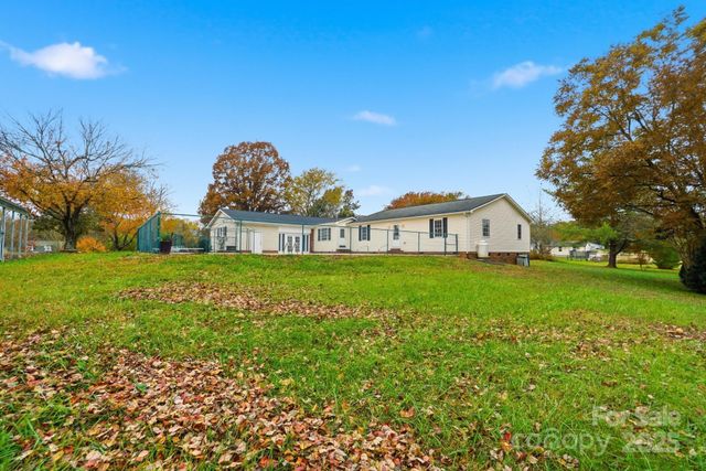 1404 Old Mill Road, Lincolnton, NC 28092