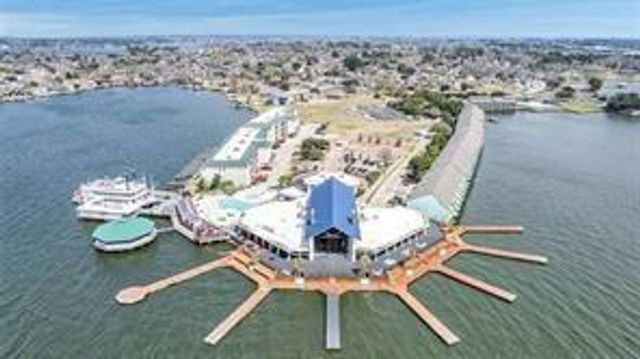 7039 Kingston Cove Lane, Willis, TX 77318