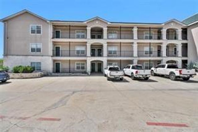 7039 Kingston Cove Lane, Willis, TX 77318