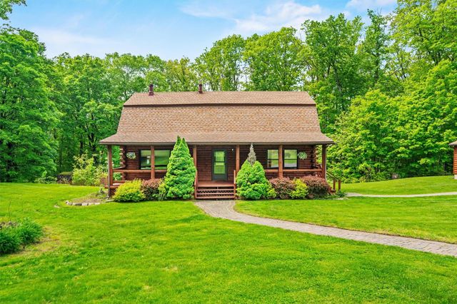 430 Strawridge Road, Wallkill, NY 12589