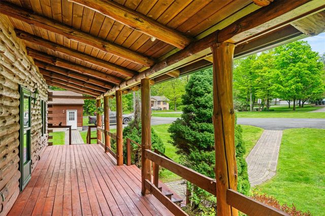 430 Strawridge Road, Wallkill, NY 12589