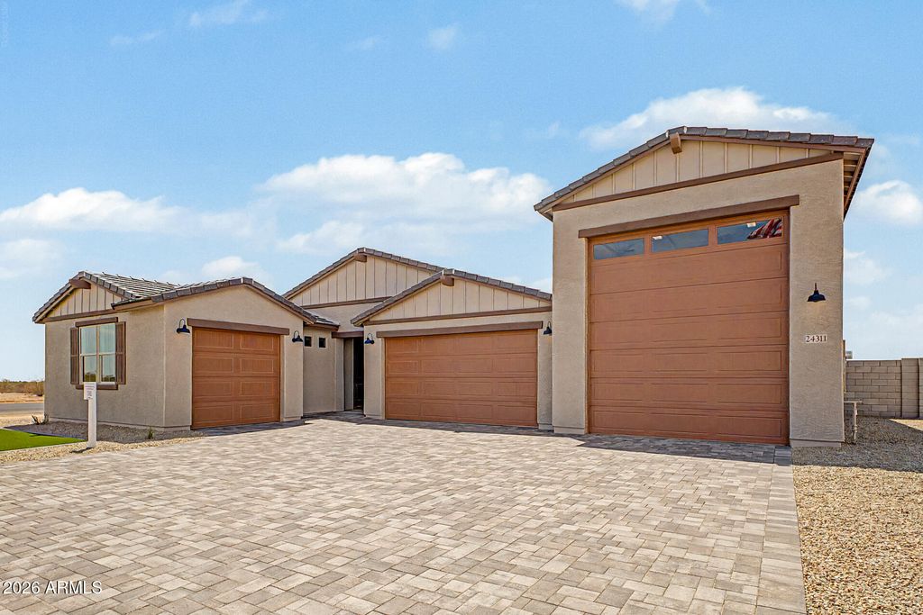 24311 W DUANE Lane, Wittmann, AZ 85361 — photo 4