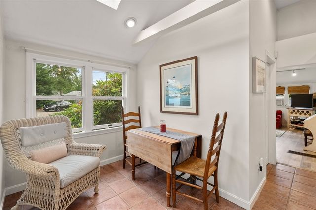 47 Chippewa Dr, Wareham, MA 02532