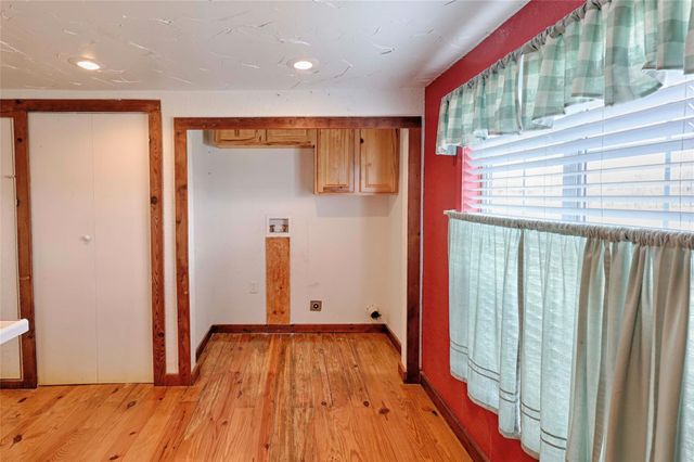 471 Fm 1296, Waelder, TX 78959