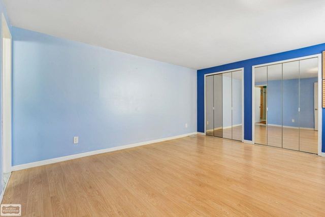 698 Tennyson Court, Rochester Hills, MI 48307