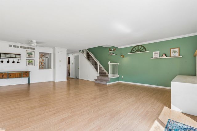 698 Tennyson Court, Rochester Hills, MI 48307