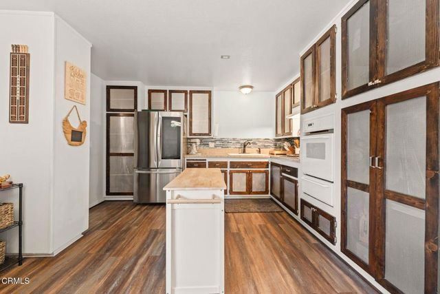 55 Pathelen Avenue, Oak View, CA 93022