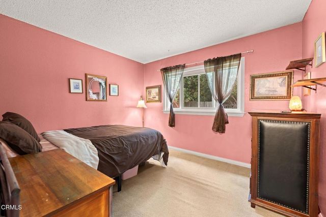 55 Pathelen Avenue, Oak View, CA 93022