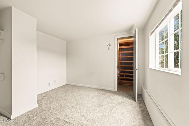 55 Pathelen Avenue, Oak View, CA 93022