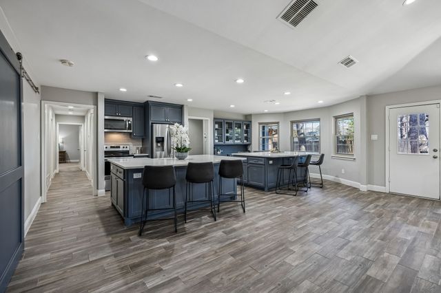 2703 Baldwin Drive, Arlington, TX 76012