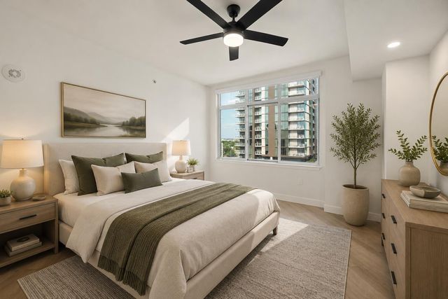 54 Rainey ST 1201, Austin, TX 78701