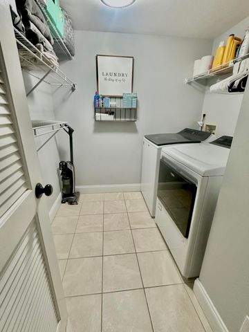 1104 Green Pine Boulevard G1, West Palm Beach, FL 33409