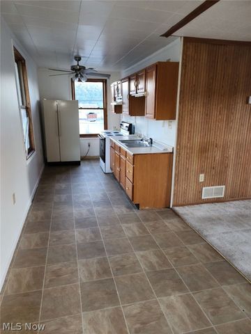 1615 Pennsylvania Avenue, East Liverpool, OH 43920