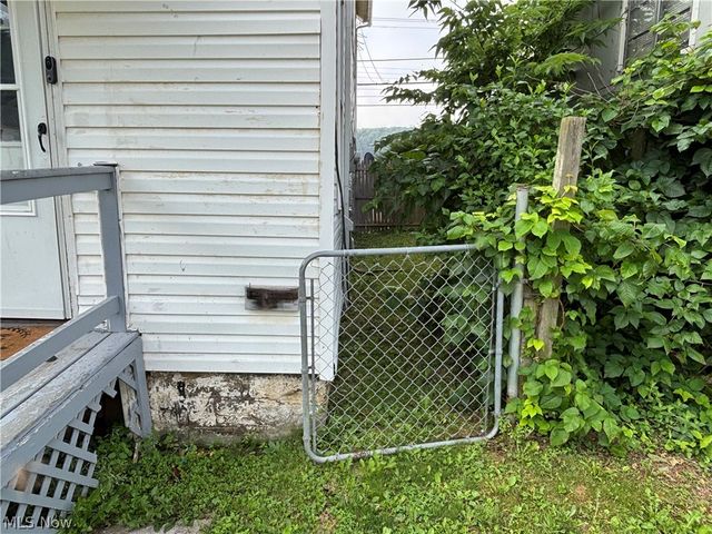 1615 Pennsylvania Avenue, East Liverpool, OH 43920