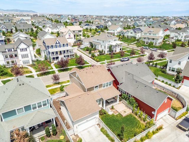 5047 W BEACH COMBER WAY, South Jordan, UT 84009