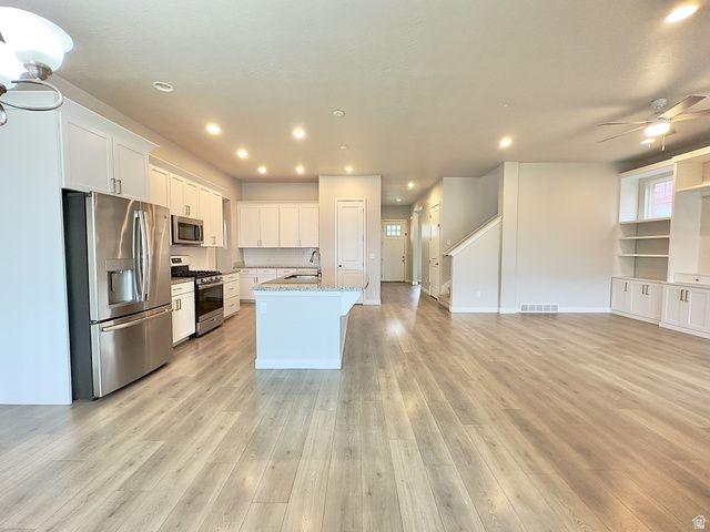 5047 W BEACH COMBER WAY, South Jordan, UT 84009