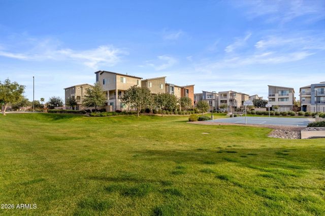 1250 N ABBEY Lane 124, Chandler, AZ 85226