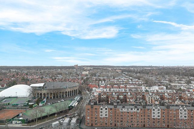 70-25 Yellowstone Boulevard 14O, Forest Hills, NY 11375