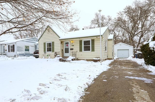 4017 14th Street, Des Moines, IA 50313