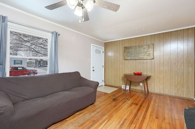 4017 14th Street, Des Moines, IA 50313