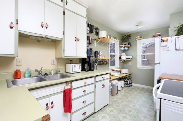 4017 14th Street, Des Moines, IA 50313